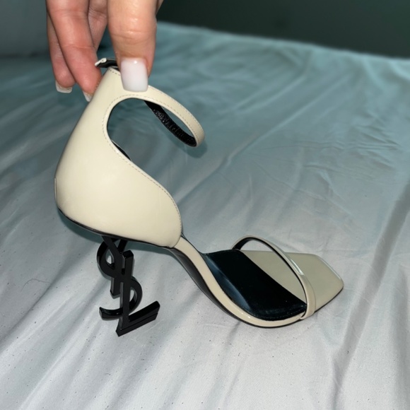 COPY - YSL OPYUM SANDALS IN PATENT LEATHER WITH BLACK HEEL - Picture 5 of 5